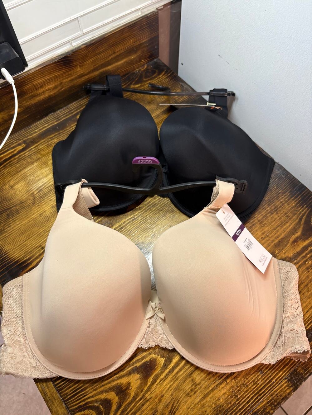 Joyspun Lot‎ of 2 Bras Size 42DDD